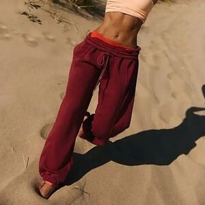 🍒NWT) "Sour Cherry,wine),"sprint to the finish sweatpants" By"FP Movement"